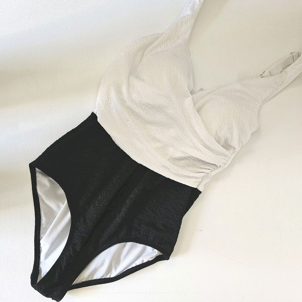 Elemar Women’s Black White One Piece Swimsuit Size 12 Textured Scoop Neck NWT